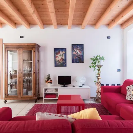 Ca Mia - The House Of Travelers كومو